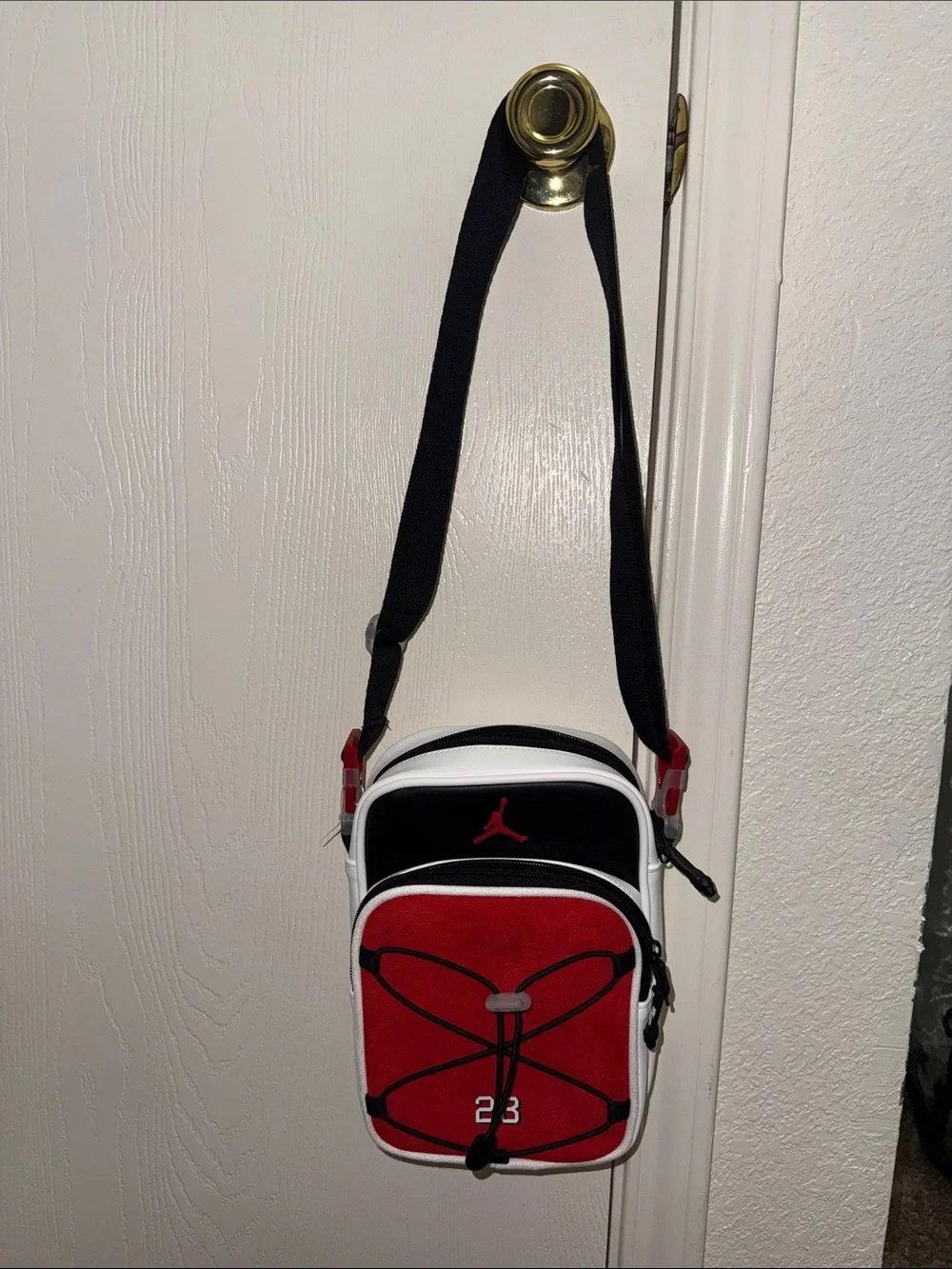 Nike JORDAN 23, Crossbody bag. **BRAND NEW** Unisex…. 🔥🔥🔥
